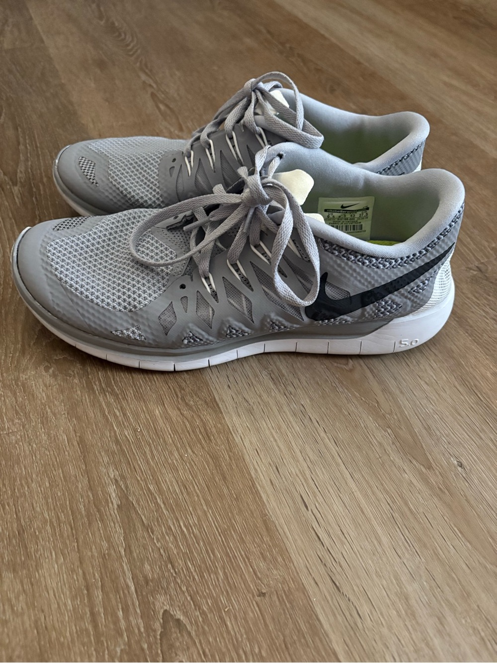 Nike Women’s Light Gray and Black Athletic Running Shoes